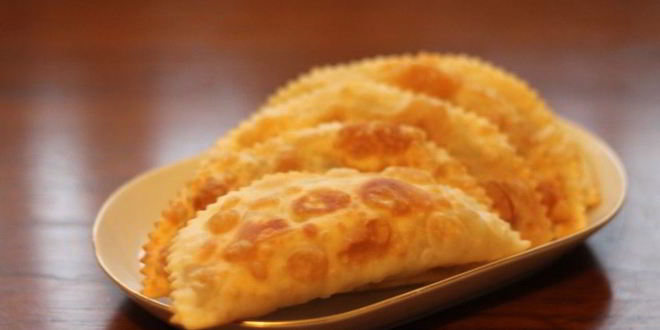 Рецепт чебуреков на молоке с водкой