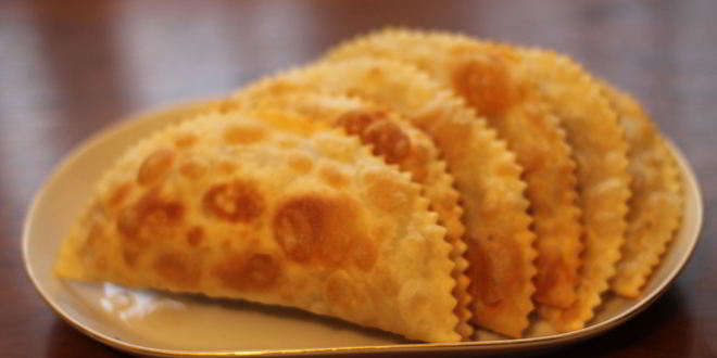 Рецепт чебуреков на молоке с водкой