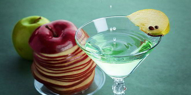 Рецепт коктейля яблочного мартини