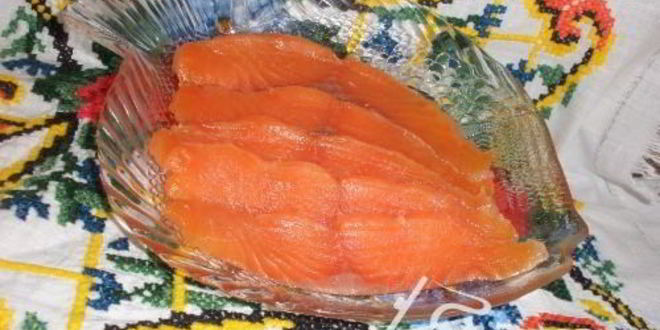 Рецепт малосольных форель с водкой