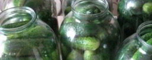 Шаг 1: огурцов соленых с водкой