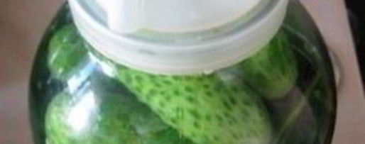 Шаг 2: огурцов соленых с водкой