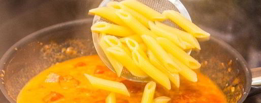 Шаг 7: пенне с водкой