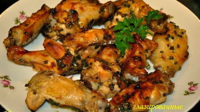 Рецепт Куриных крылышек глазированных кленовым сиропом
