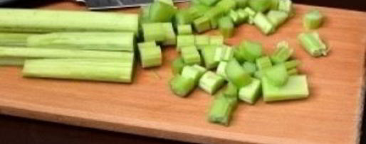 Шаг 1: кваса из ревеня