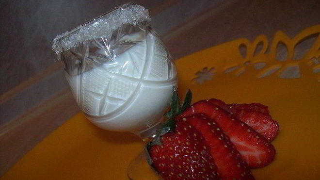 Рецепт Авиньонского молочного ликера