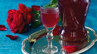 Рецепт Ликера из лепестков роз