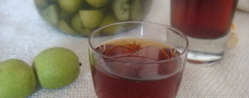 Шаг 5: ликера из зеленых грецких орехов ночино