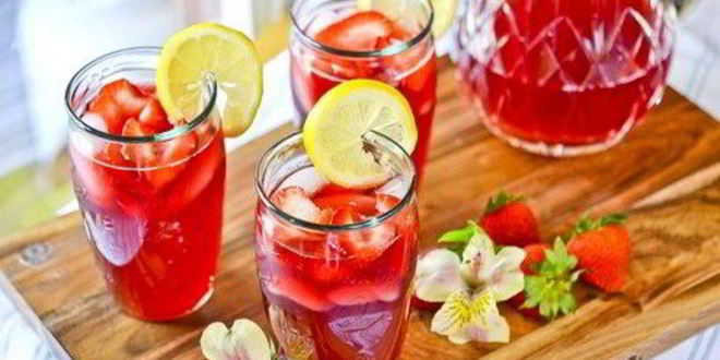 Рецепт лимонада с гибискусовым чаем и клубникой