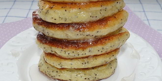 Рецепт маковых оладушек в сахарном сиропе