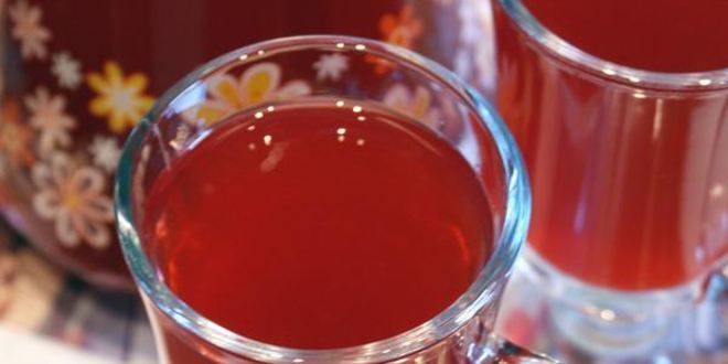 Рецепт малинового напитка с лимоном и базиликом