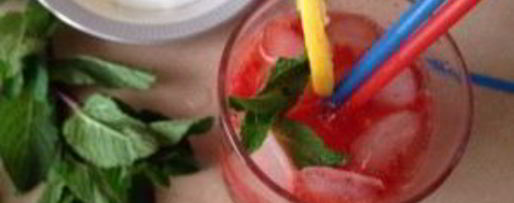 Шаг 8: мохито с клубникой