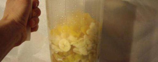 Шаг 10: коктейля молочного с кусочками фруктов и шоколада