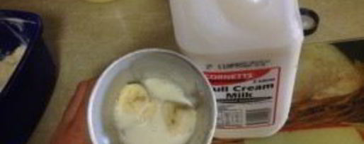 Шаг 1: коктейля молочного с мороженым и бананом