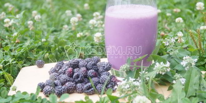 Рецепт молочно-ежевичного коктейль чудо
