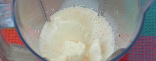 Шаг 2: молочного клубнично-банановый коктейль