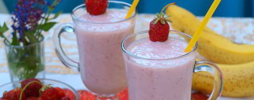 Шаг 4: молочного клубнично-банановый коктейль