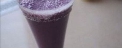 Шаг 2: молочного коктейля из черники и шелковицы