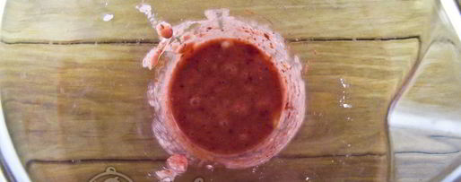 Шаг 2: молочного коктейля с клубникой, бананом и мороженым