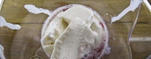 Шаг 4: молочного коктейля с клубникой, бананом и мороженым