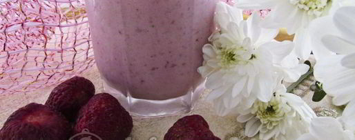 Шаг 5: молочного коктейля с клубникой, бананом и мороженым