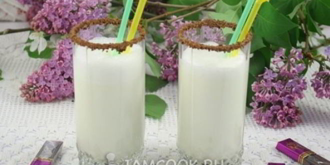 Рецепт молочного коктейля с мороженым