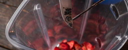 Шаг 2: молочного коктейля с сушеными ягодами