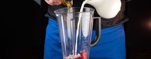 Шаг 3: молочного коктейля с сушеными ягодами