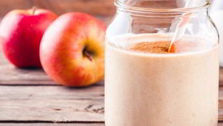Рецепт Освежающего молочного коктейля с яблоком