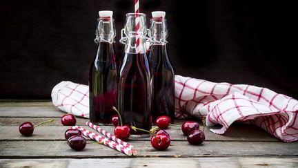 Рецепт Морса из вишни с косточками