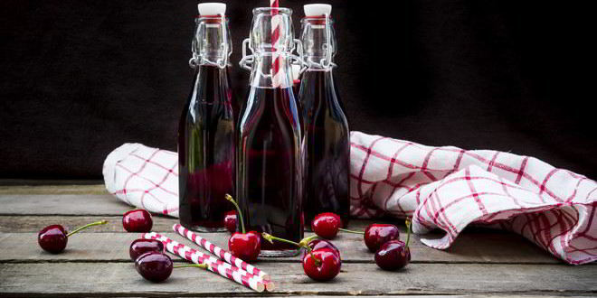 Рецепт морса из вишни с косточками