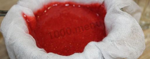 Шаг 4: клубничного морса из клубники