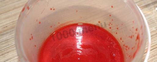 Шаг 6: клубничного морса из клубники