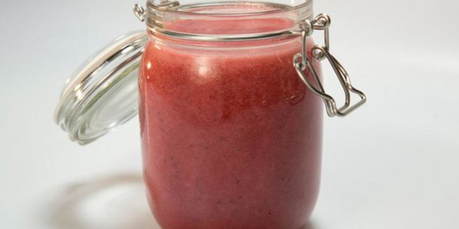 Рецепт морса из черной смородины с медом и тимьяном