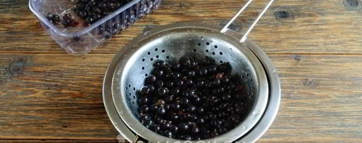 Шаг 2: морса из черной смородины