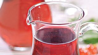 Рецепт Морса из красной смородины с мелиссой