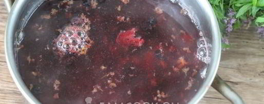 Шаг 8: морса из замороженной черной смородины