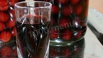 Рецепт Домашней вишневой наливки с косточками из вишни
