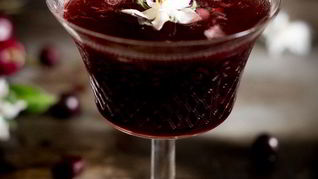 Рецепт Крепленой наливки из кизила