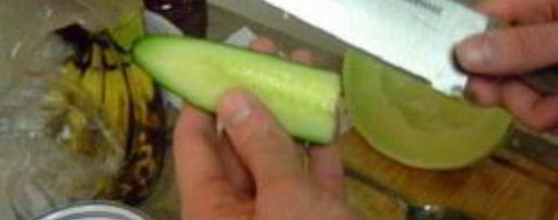 Шаг 2: напитка для взрослых с медовой дыней и огурцом