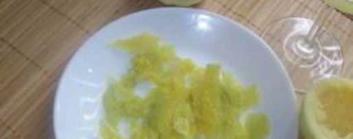 Шаг 1: лимонной настойки на спирту