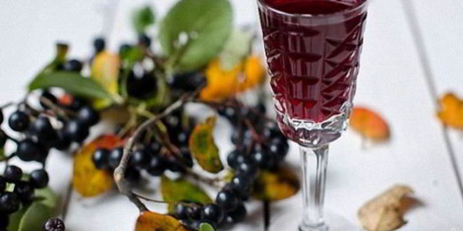 Рецепт настойки на черноплодной рябине