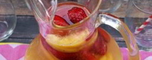 Шаг 3: сангрии из белого вина