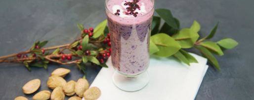 Шаг 1: черничного смузи с финиками