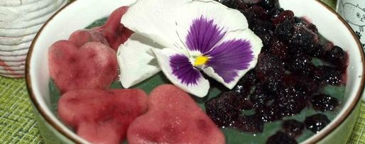 Шаг 9: фруктового смузи-боул со спирулиной