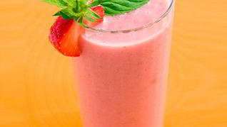 Рецепт Клубнично-апельсинового смузи