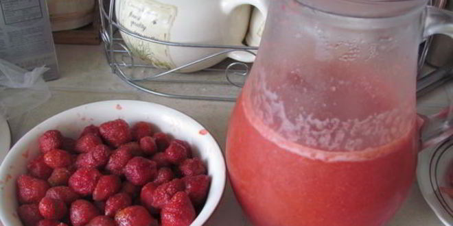 Рецепт клубничного смузи
