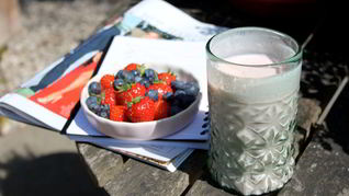 Рецепт Смузей из клубники и банана