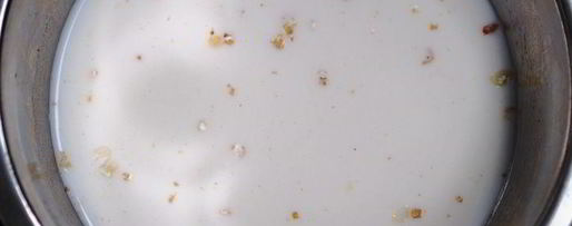 Шаг 1: смузей из щавеля, фруктов и хлопьев