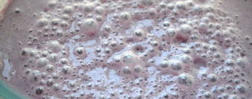 Шаг 3: смузей ореховый с ежевикой